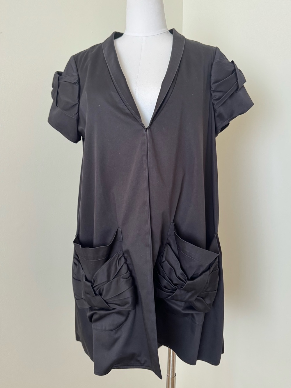 Anne Fontaine Black Ruched Bow Pocket Short Sleeve One Button Jacket - Picture 1 of 10